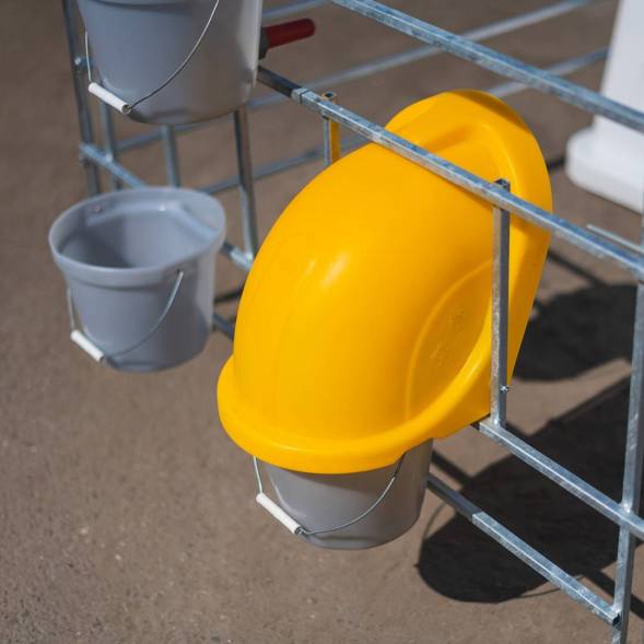 Колпак защитный для фермерского ведра пластиковый