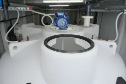 Емкость ЦКТ 3000 л с патрубком 160мм с фланцем белая