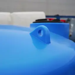 Емкость TRN 6000л с откидной крышкой синяя