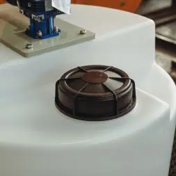 Емкость дозировочная 60 усиленная до 1.3 N белая с лопастной мешалкой