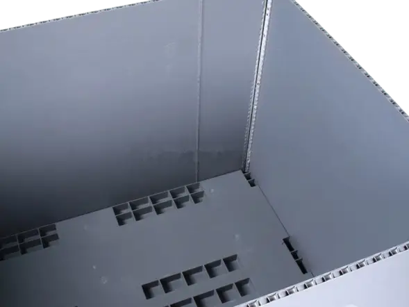 Стенка 700 контейнера PolyBox