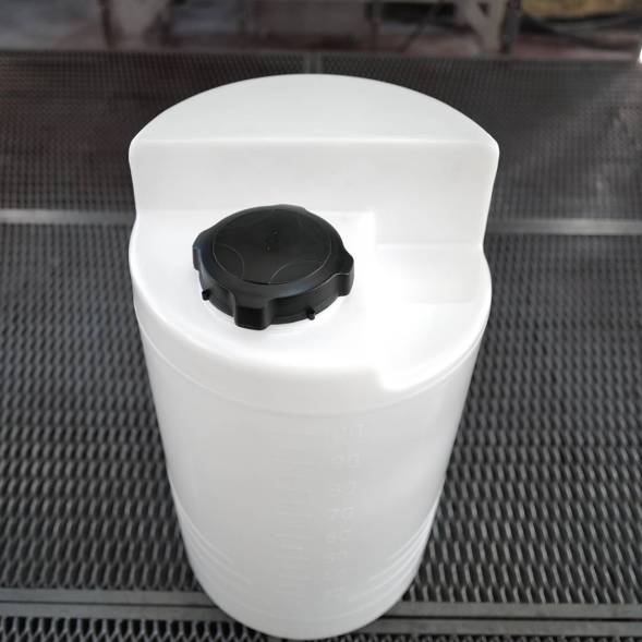 Емкость дозировочная 100 л