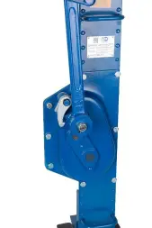 Домкрат реечный TOR ДРН 5000 5 т с низким подхватом